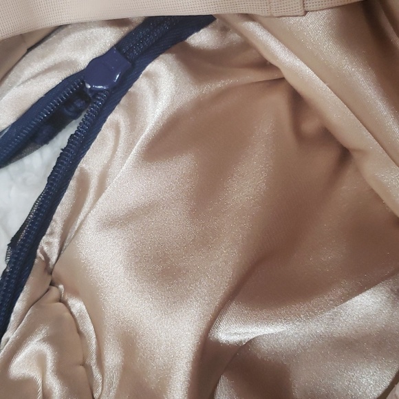 Monique LHUILLIER evening dress - Picture 7 of 7